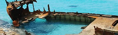Sapona Shipwreck — popular photoshoot spot in The Bahamas