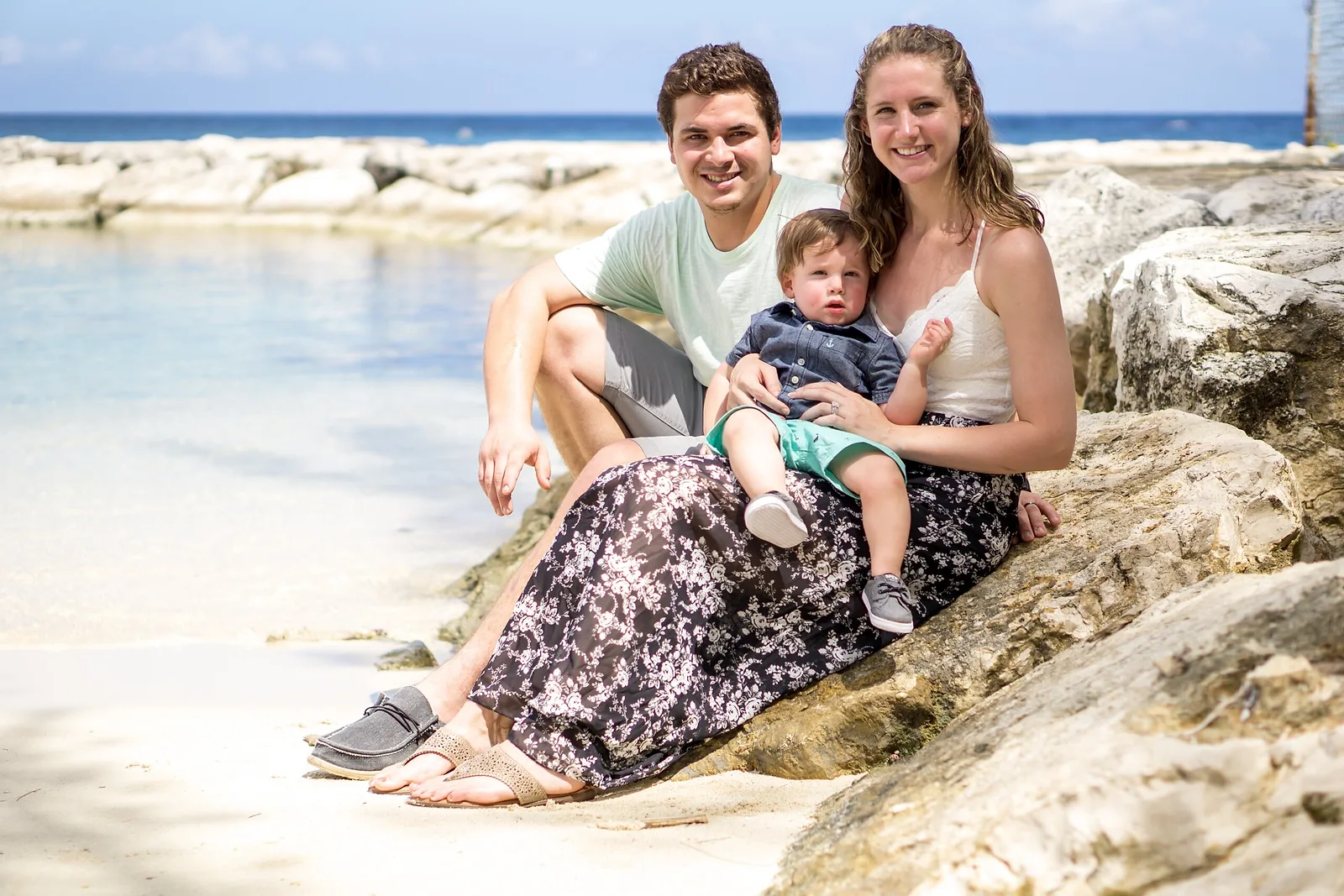 Family photoshoot by Olya, Localgrapher in Montego Bay
