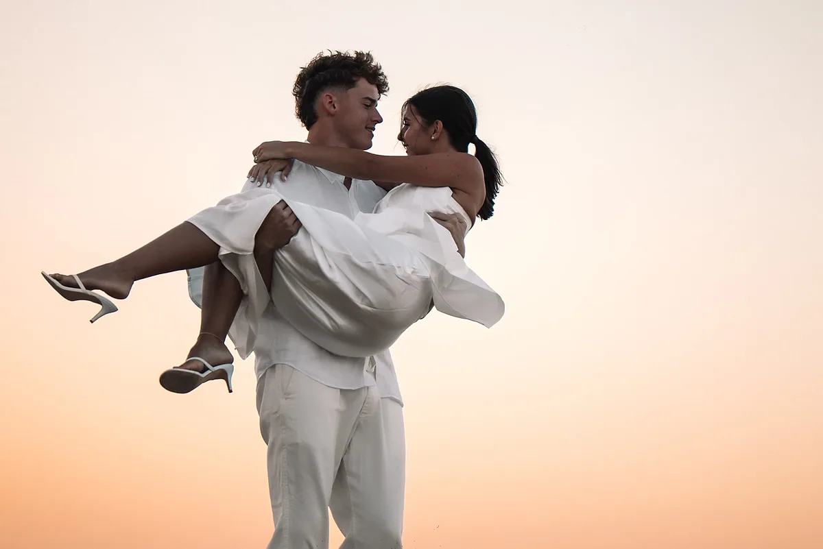 Vacation photoshoot in Mykonos by Kevin — photo 3