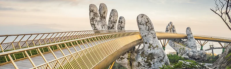 Golden Bridge, photo spot in Da Nang