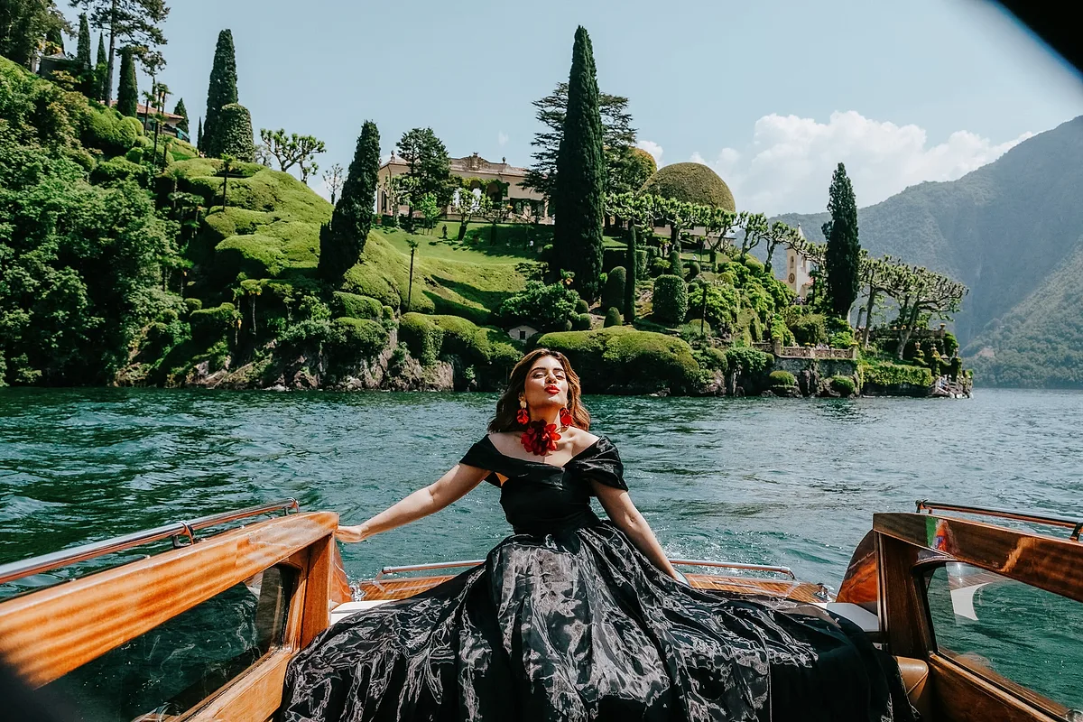 15 Empowering Single Valentine's Day Photoshoot Ideas to Celebrate You