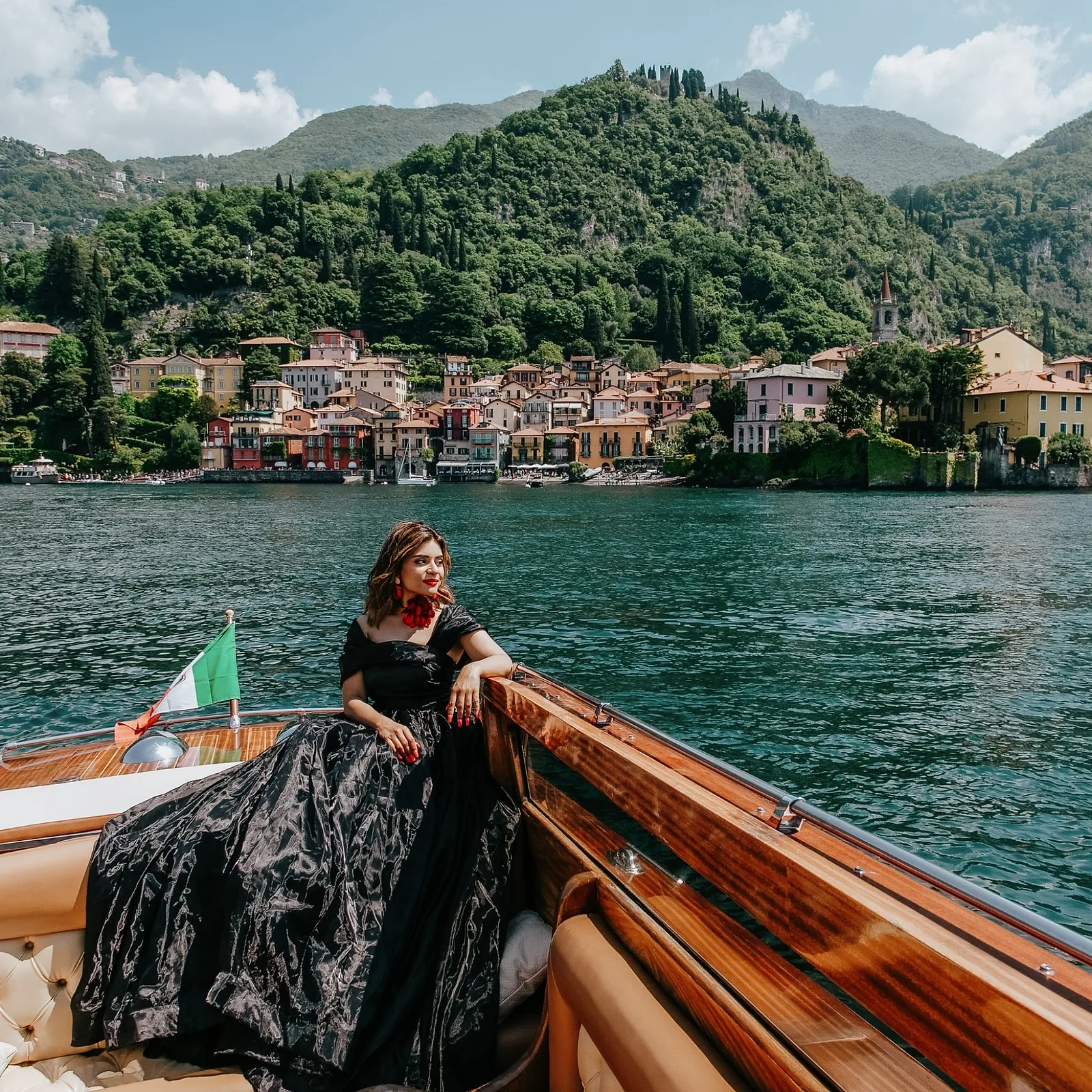 Pose #5: Riviera Elegance.