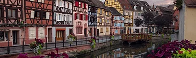 La Petite Venise — popular photoshoot spot in France