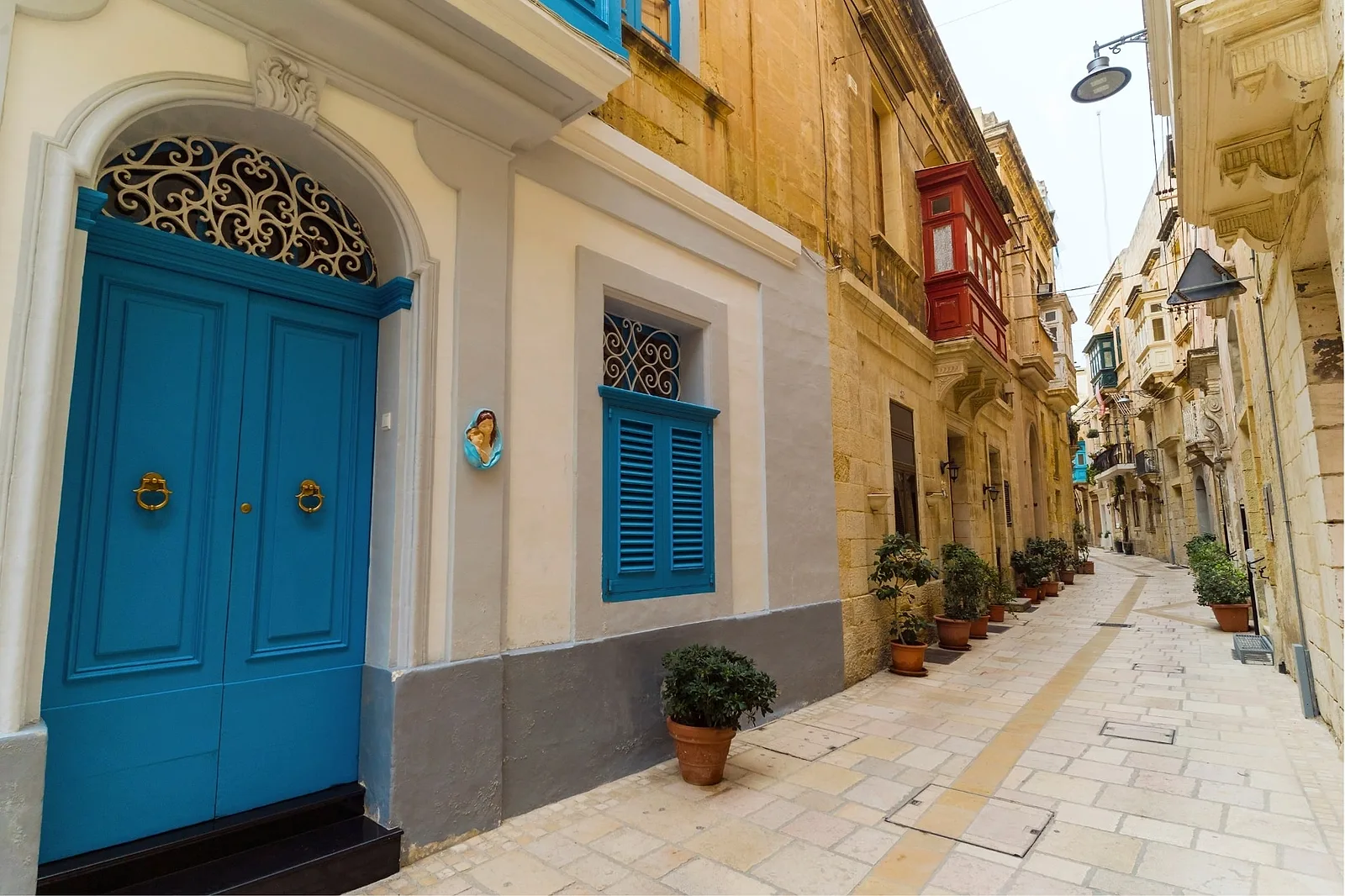 Photoshoot in Malta: reason #2: no long transfers.
