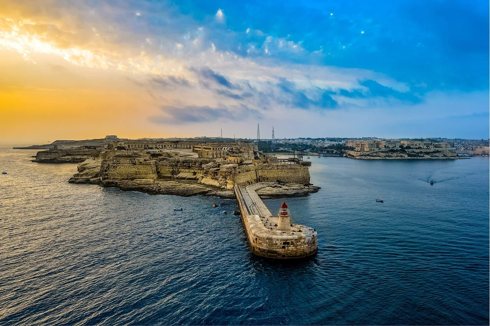 Photoshoot in Malta: reason #10: season-proof destination.