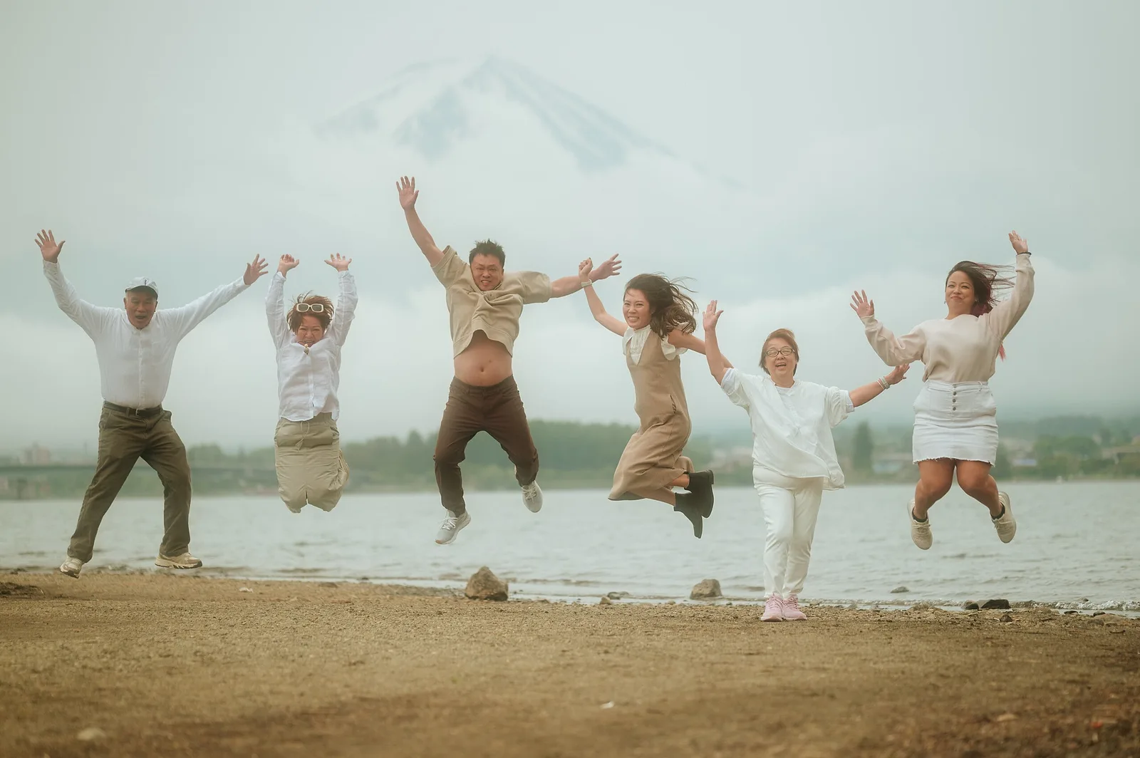Epic Family Jump.