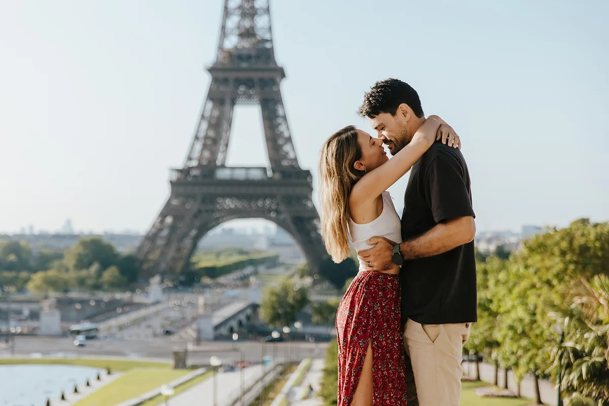 25 Paris Photoshoot Ideas in Hidden Gems & Charming Cafés You’ll Love