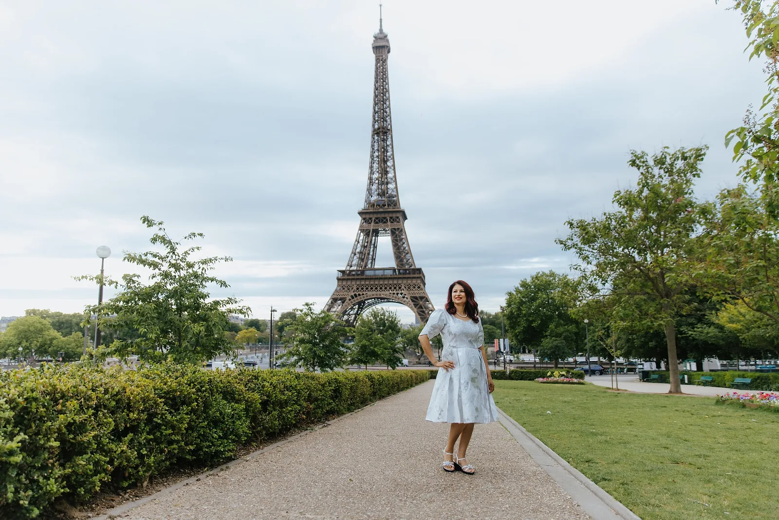 Photoshoot in Paris: romantic & flowing.