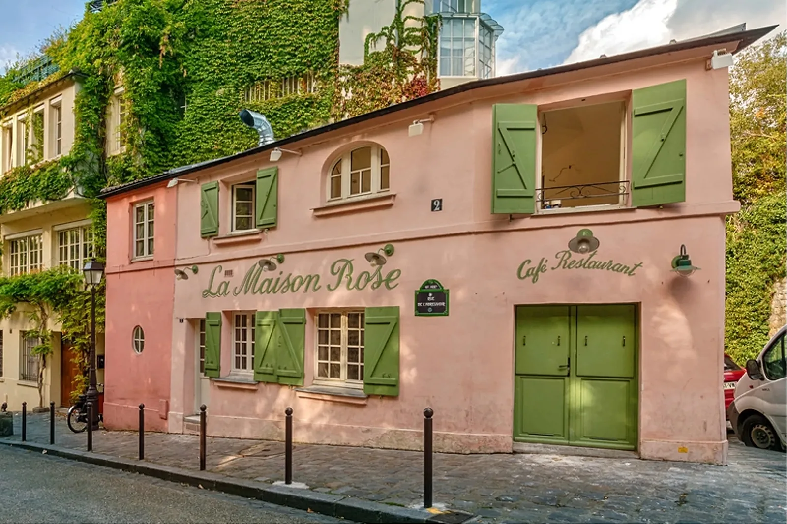 Photoshoot in Paris: café #4: la maison rose.