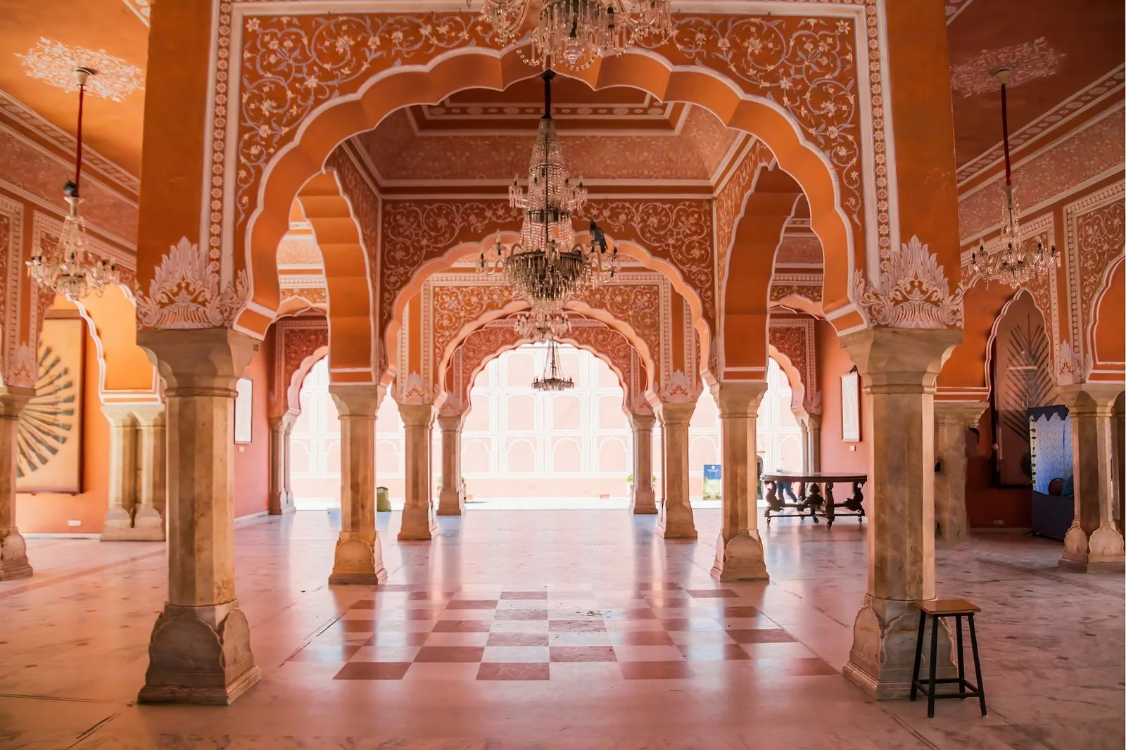 Photoshoot in Jaipur: city palace.