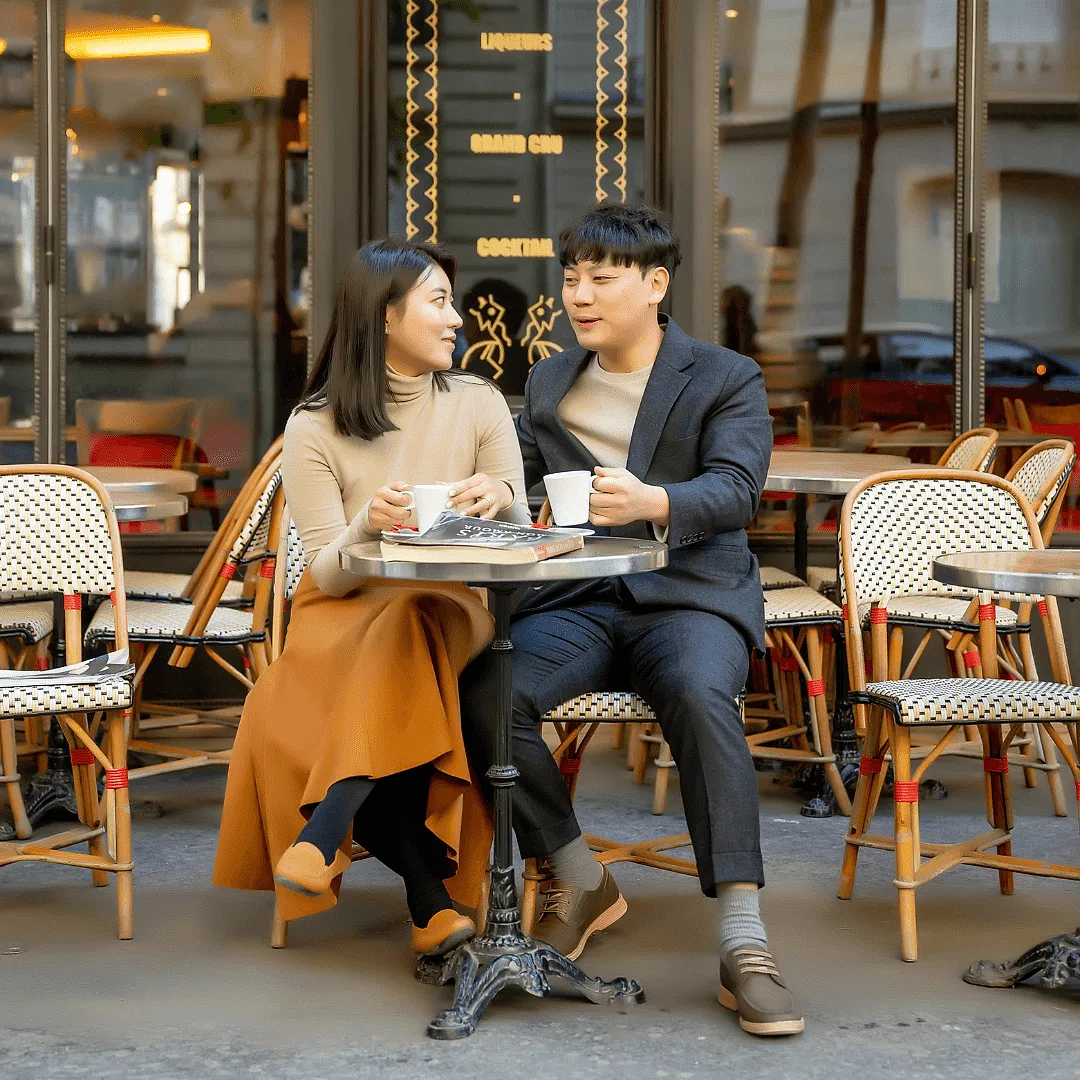 Share a slow café morning.