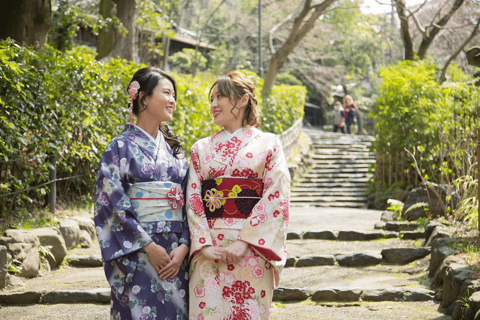 Pose #4: Looking at Each Other Instead of the Lens.