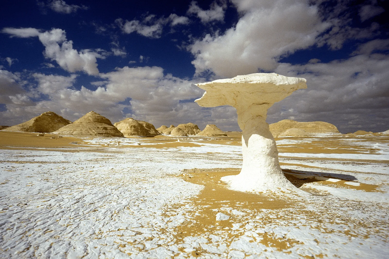 Photoshoot in Egypt: spot #5: white desert (farafra).
