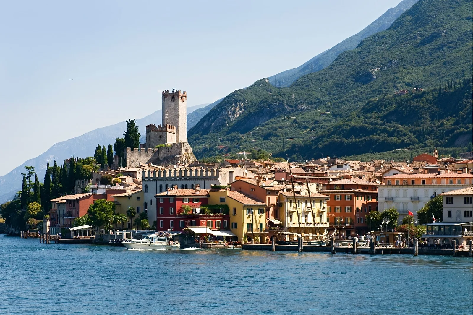 Lake Garda panoramatic view