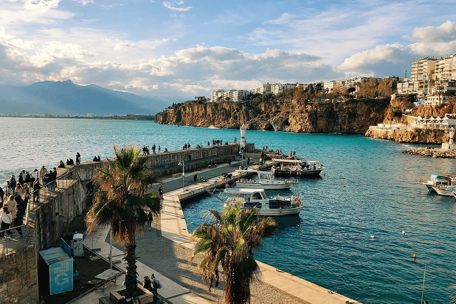 Yat Limanı marina Antalya at sunset — Old Harbour photoshoot spot