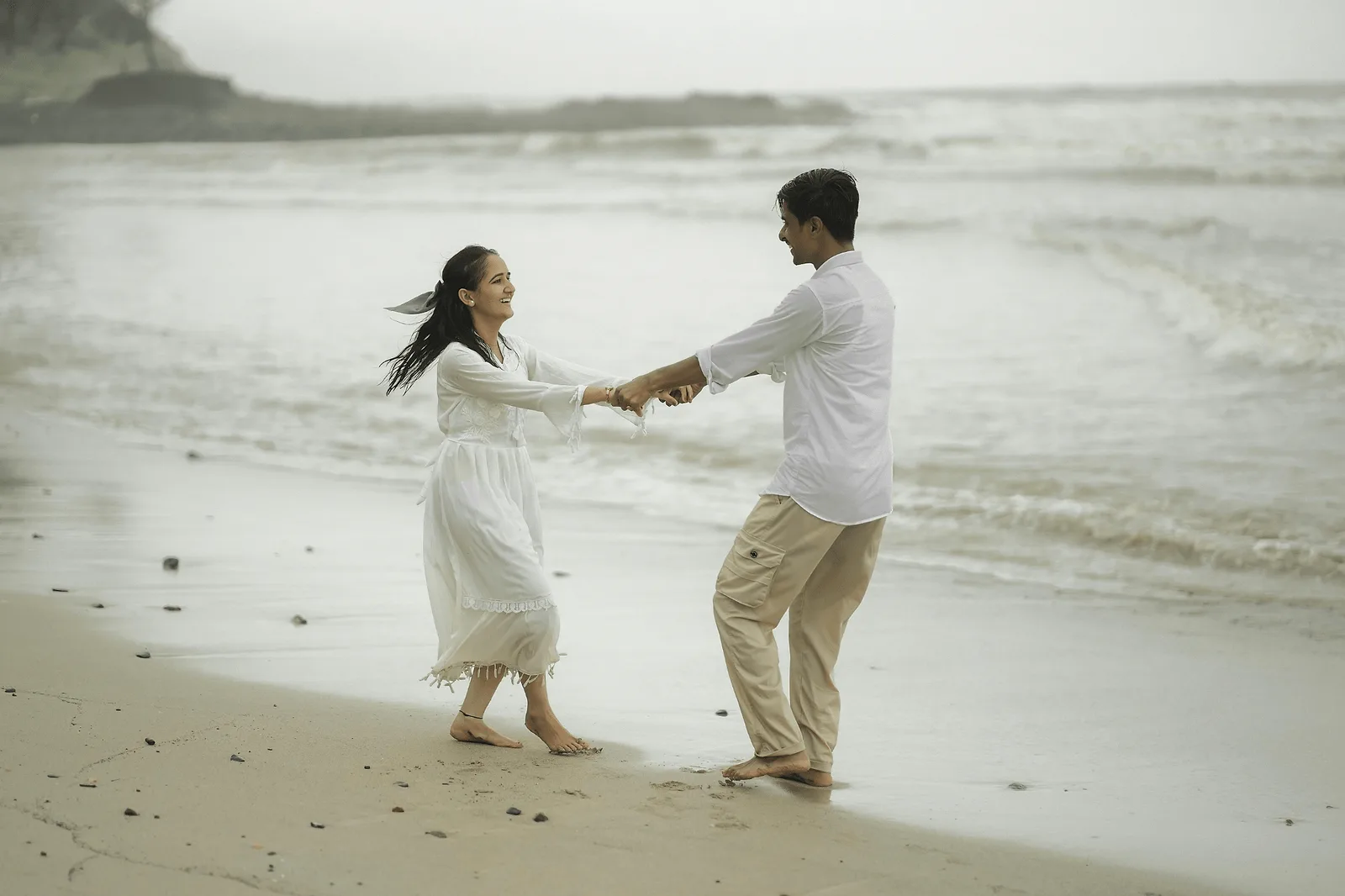 Antalya couple photoshoot on beach