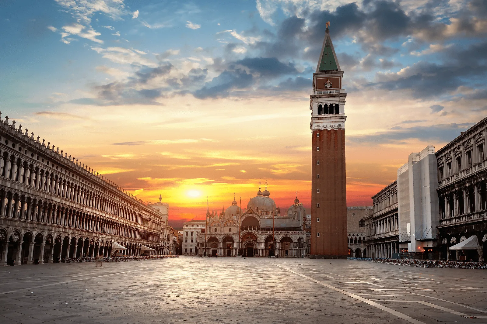 Piazza San Marco in Italy during sunrise, photo spot recommendation