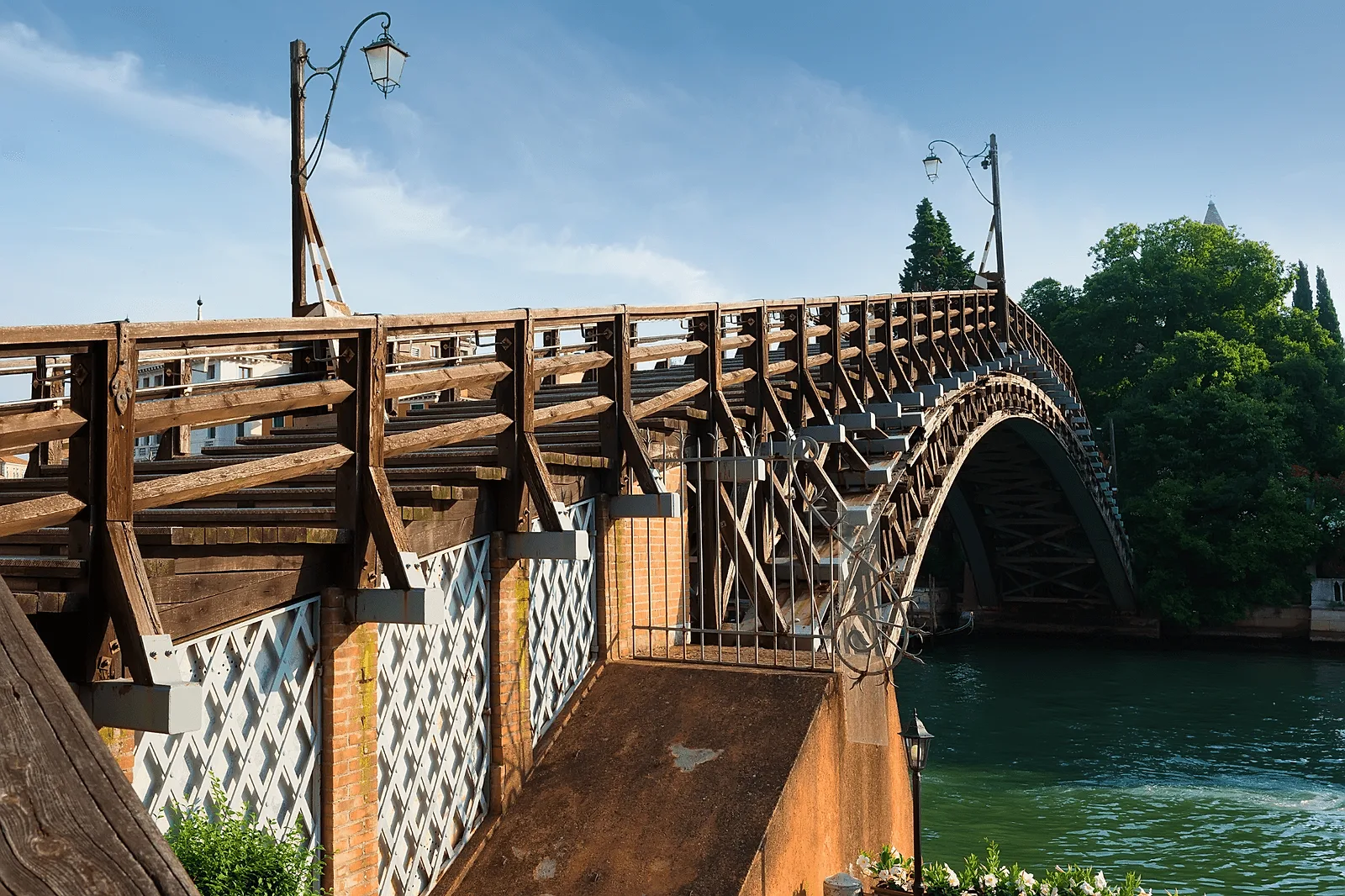 Accademia Bridge, Venice Italy, ideal spot for photoshoot