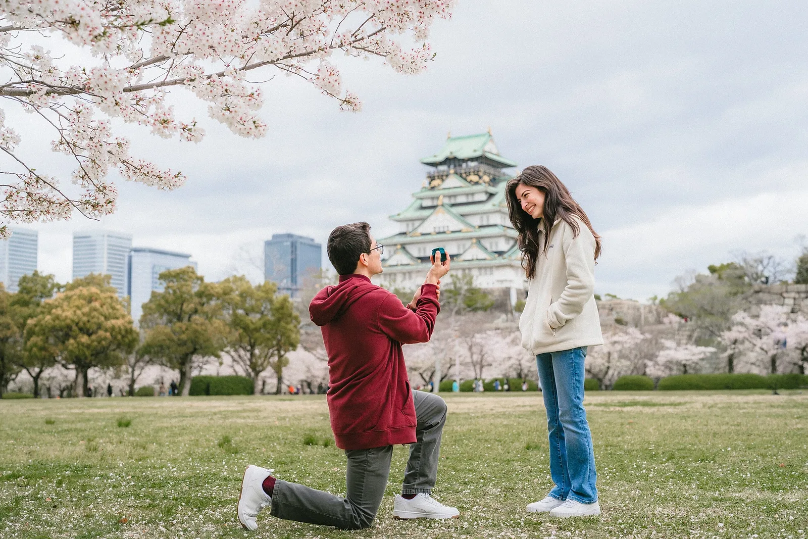 Proposal photoshoot by Daruma, Localgrapher in Osaka