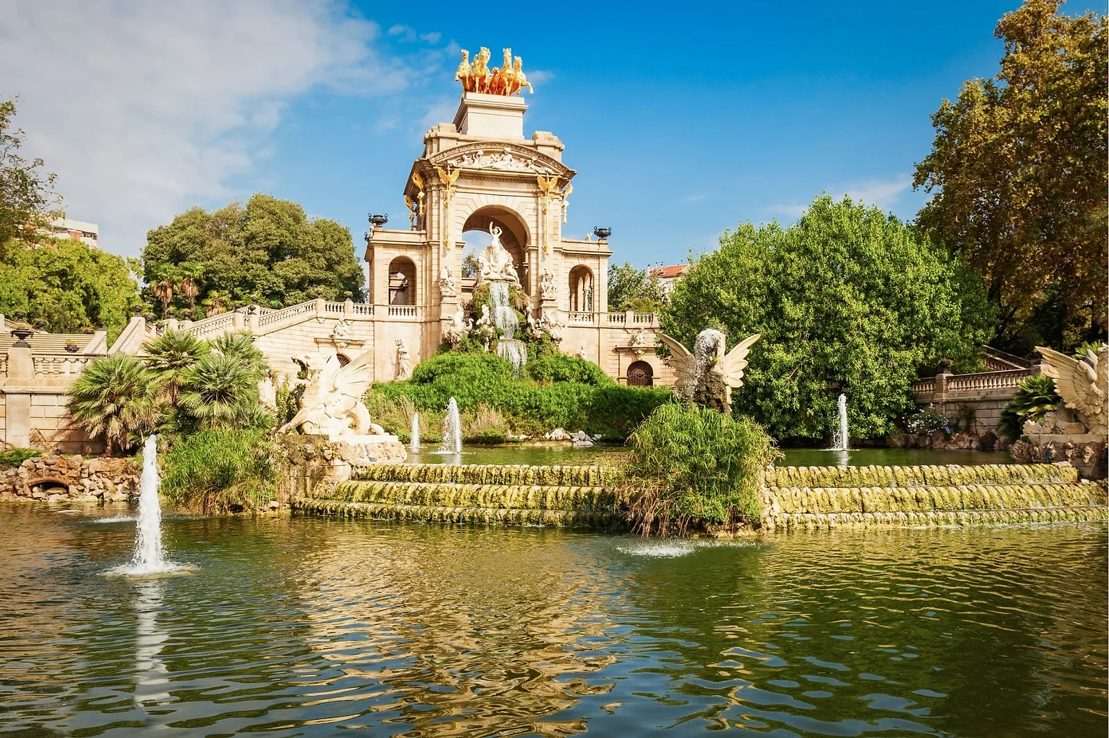 Parc de la Ciutadella pond in Barcelona