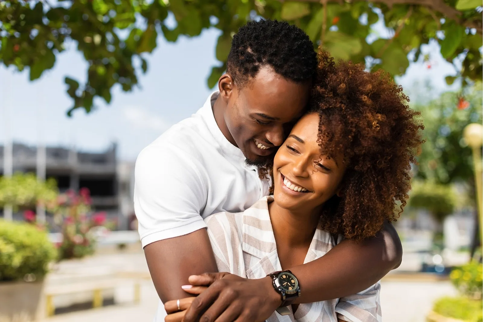 Couple embracing before at Lake Garda