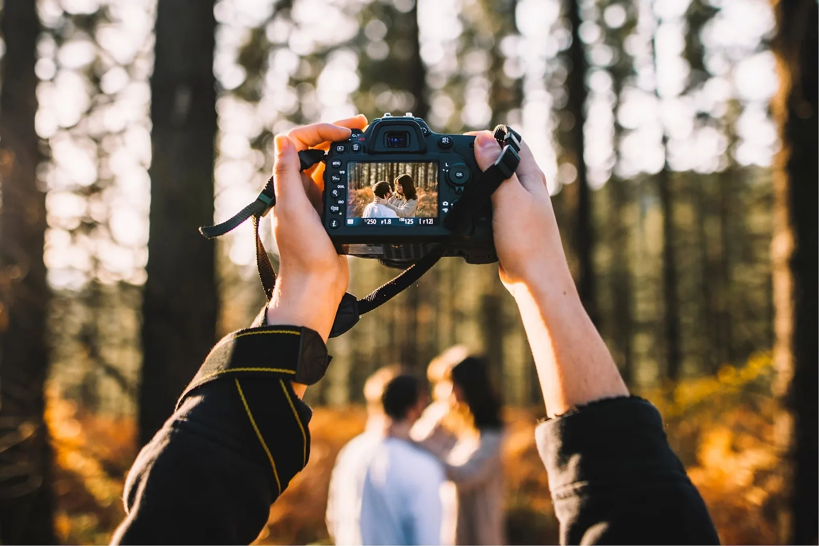Planning a Secret Proposal in Osaka? A Local Photographer's Step-by-Step Guide (2026)