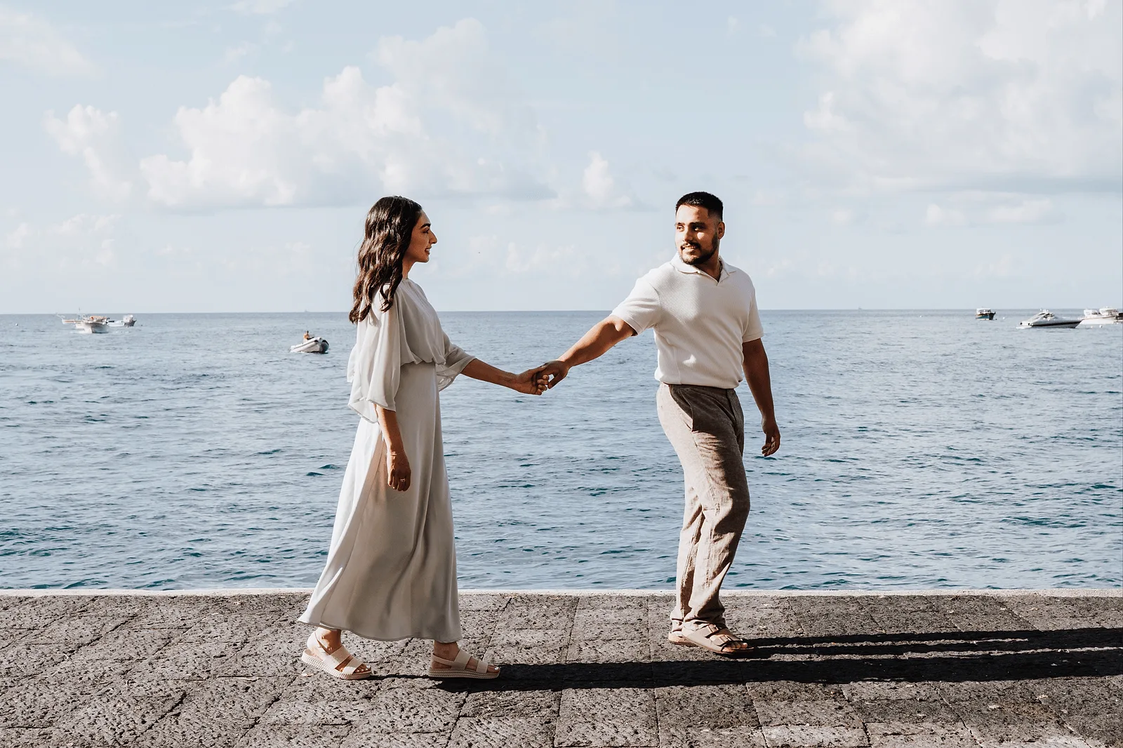 couple at marina in positano