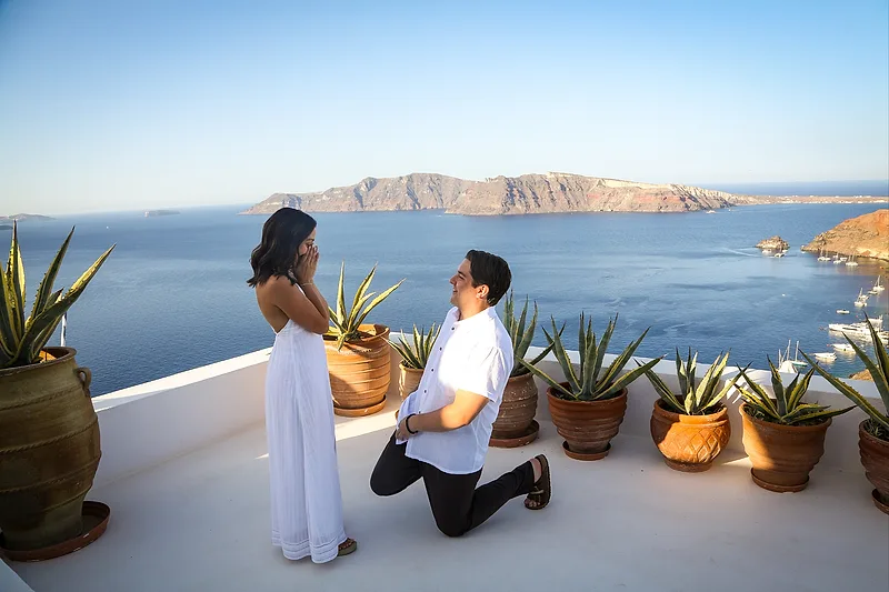 secret proposal in santorini