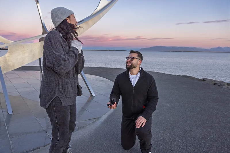 surprise proposal moment captured by pro photographer in iceland
