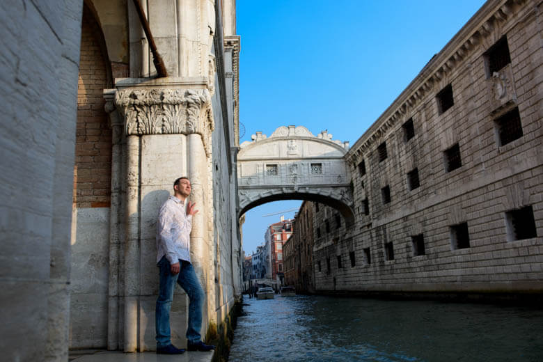 Vacation photographer in Venice