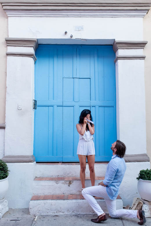 secret proposal photographer in Cartagena