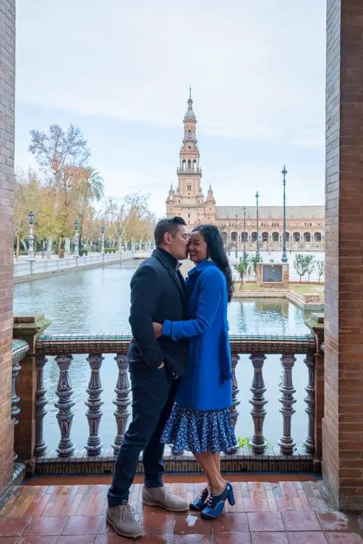 couple vacation photographer in Seville, Spain