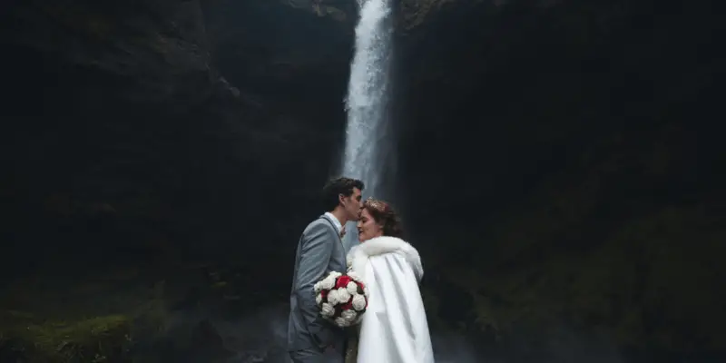 Wedding Photographer Tips