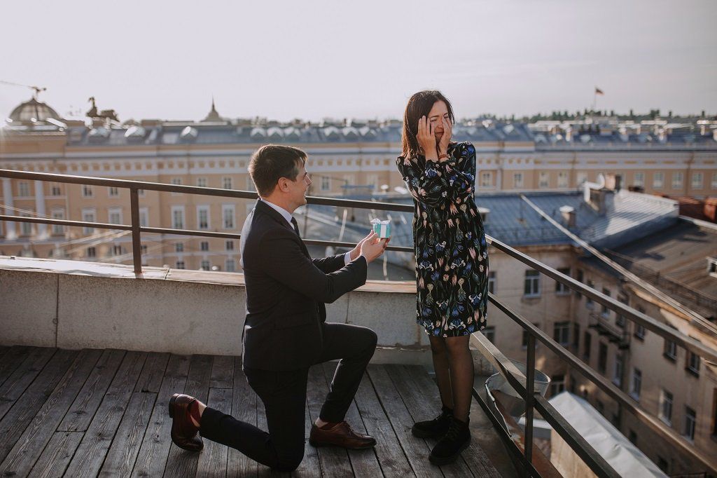 Engagement Photo Shoot in St. Petersburg, Russia | Localgrapher