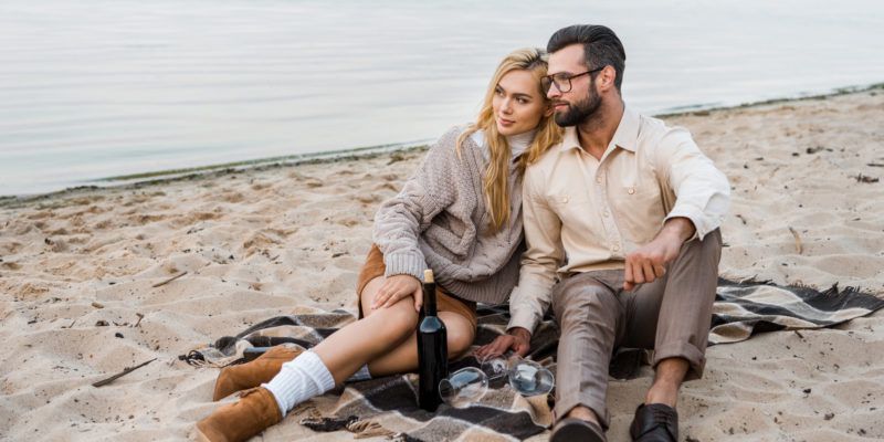 15+ Essentials for Your Next Fancy Picnic Photo Shoot - Localgrapher