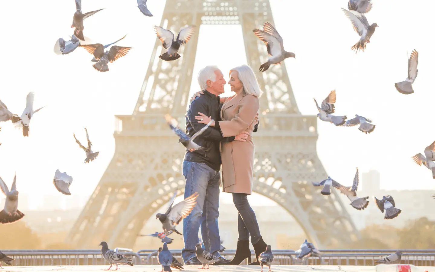 Autumn Couple Photoshoot in Paris