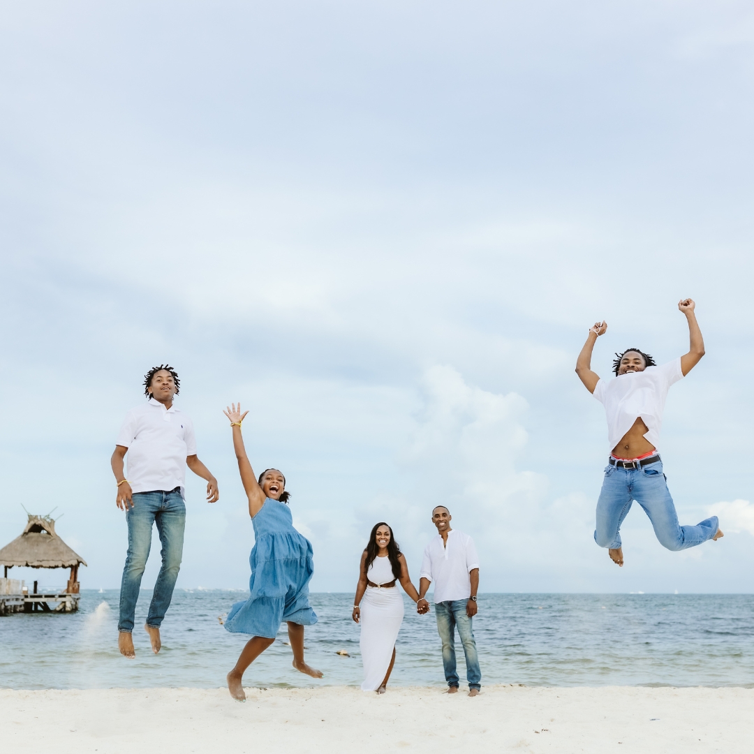 Family photoshoot by Fernando, Localgrapher in Cancun