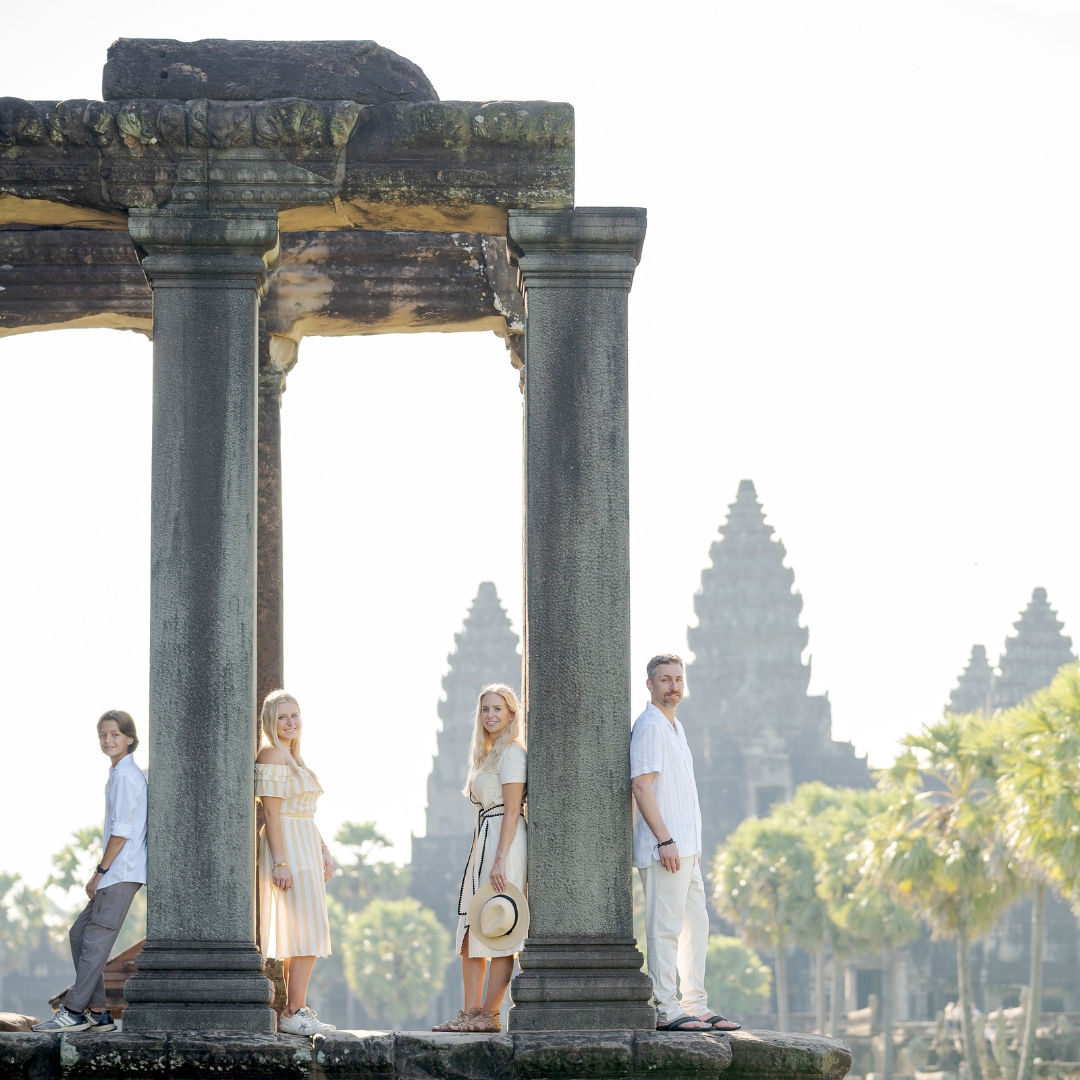 Family photoshoot by Geoff, Localgrapher in Siem Reap