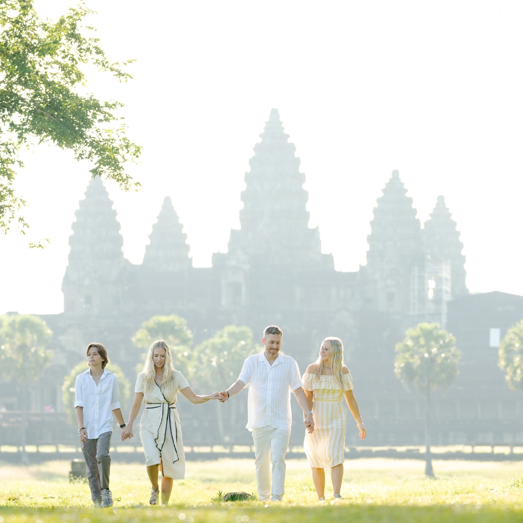Family photoshoot by Geoff, Localgrapher in Siem Reap