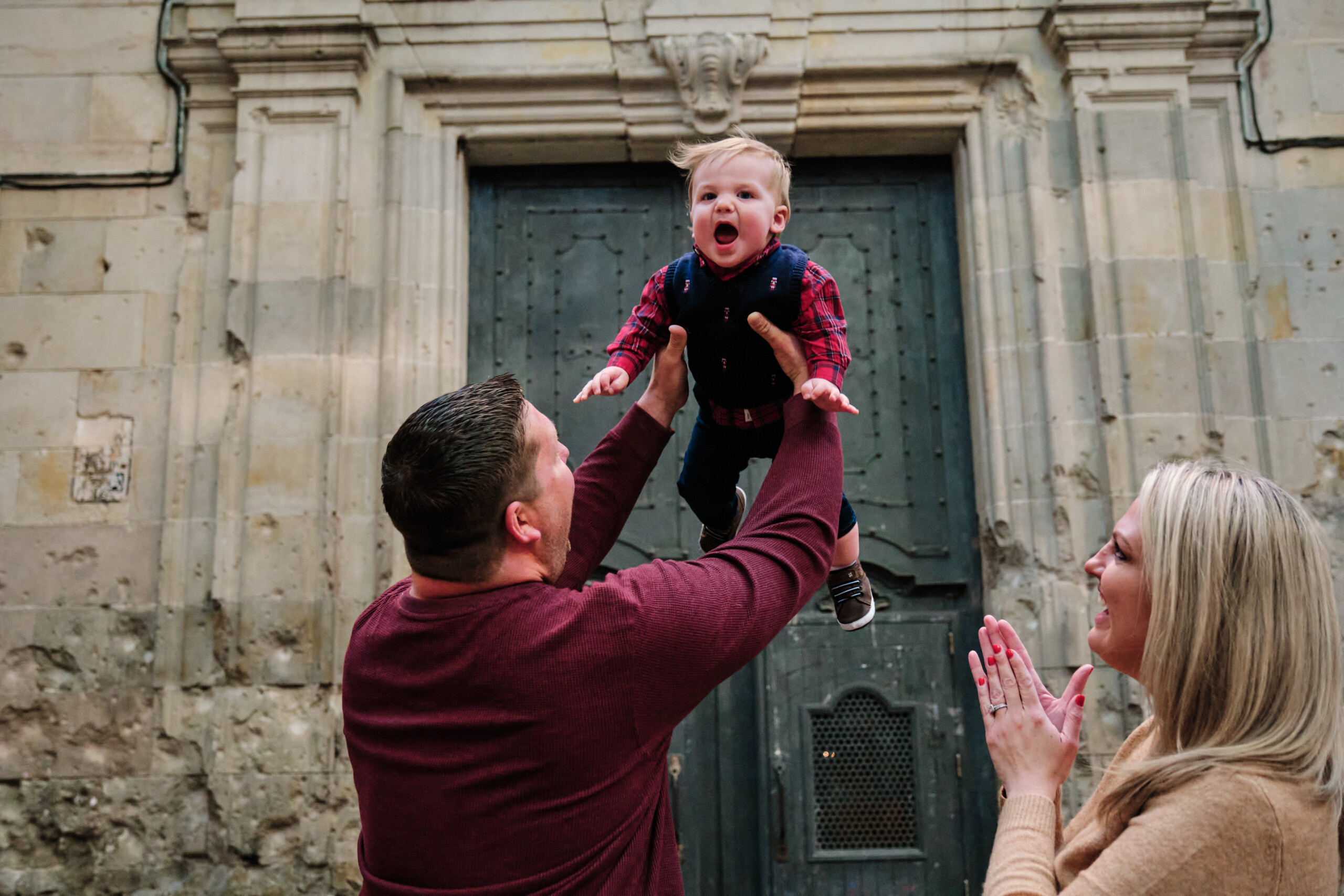 Family photoshoot by Alvaro, Localgrapher in Barcelona