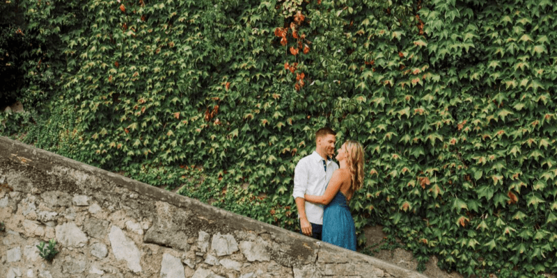 Most Romantic Couple Photo Shoots in Autumn