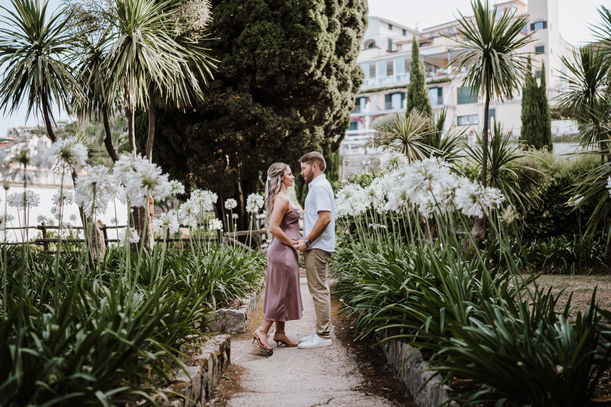 Engagement photoshoot by Mimmo, Localgrapher in Ravello
