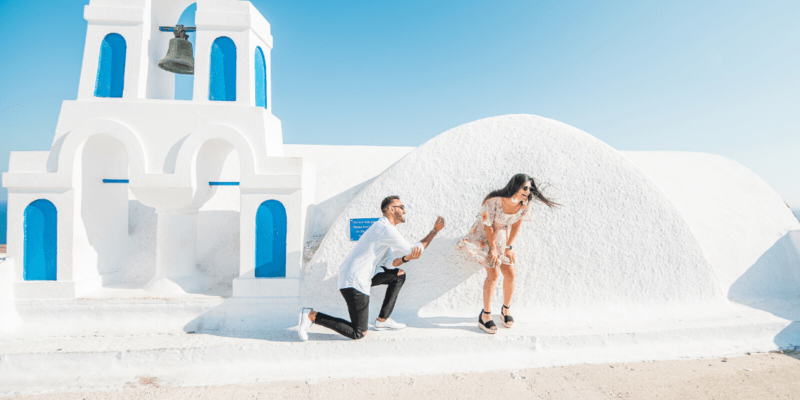 How to Hire a Surprise Engagement Photographer