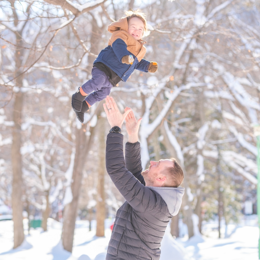 Family photoshoot by Nami, Localgrapher in Sapporo