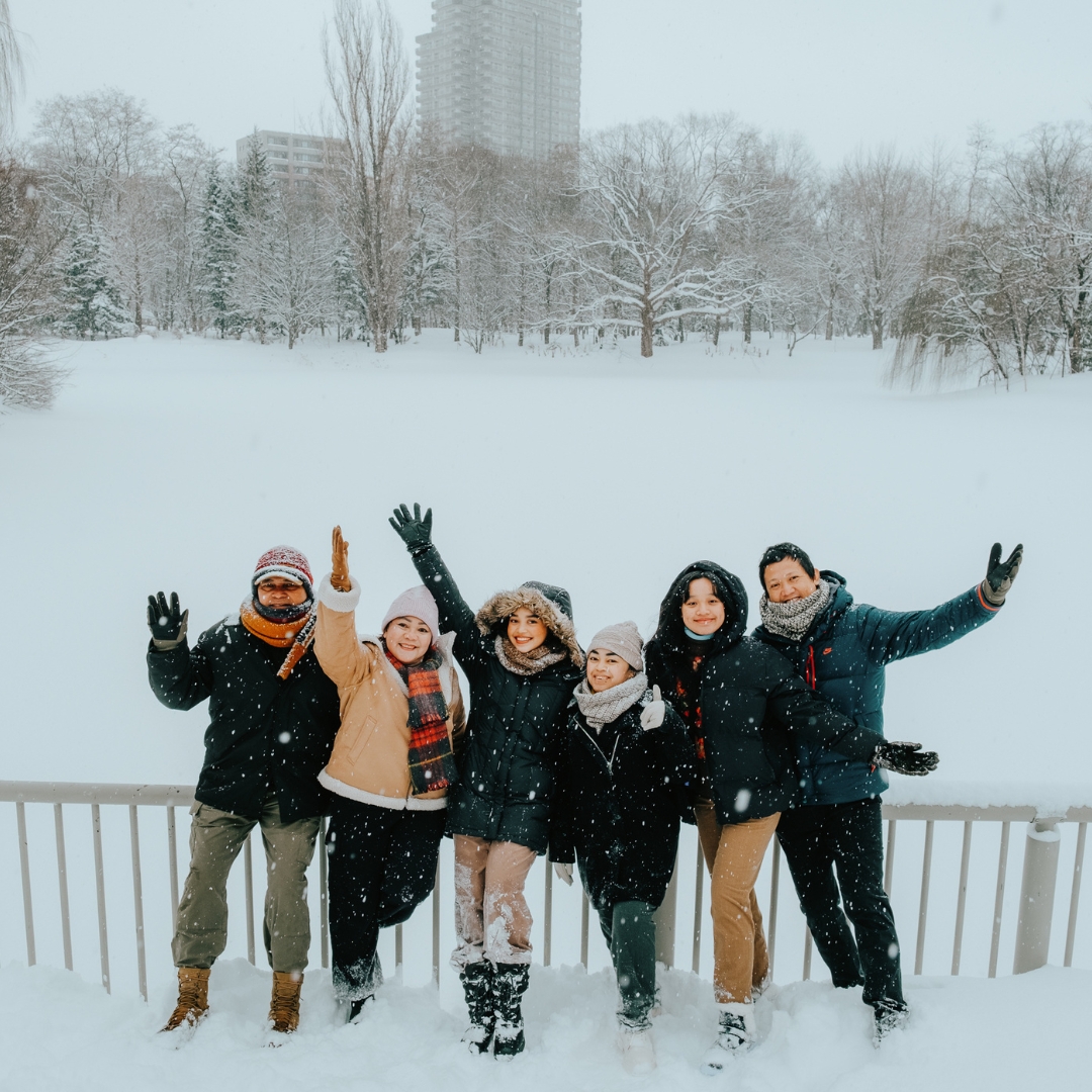 Family photoshoot by Nami, Localgrapher in Sapporo