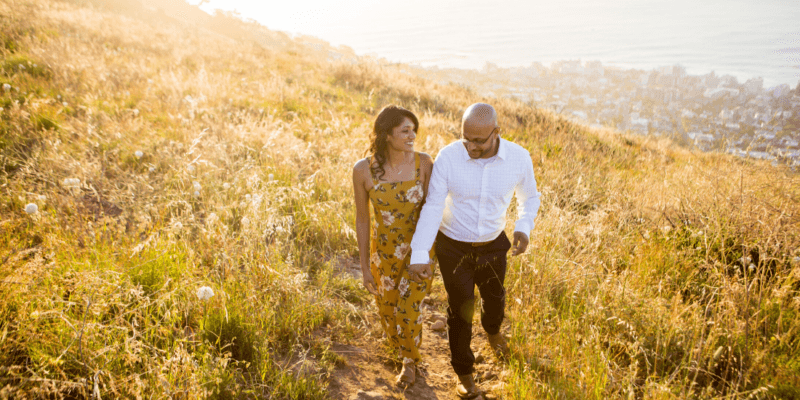 Engagement Photo Poses You Should Try