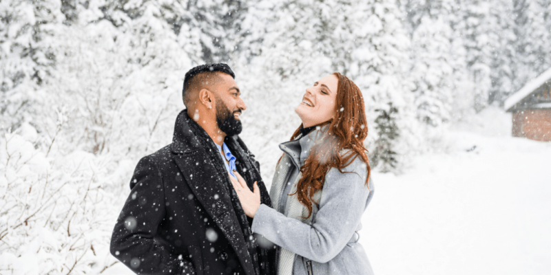 Christmas Engagement Photo Poses