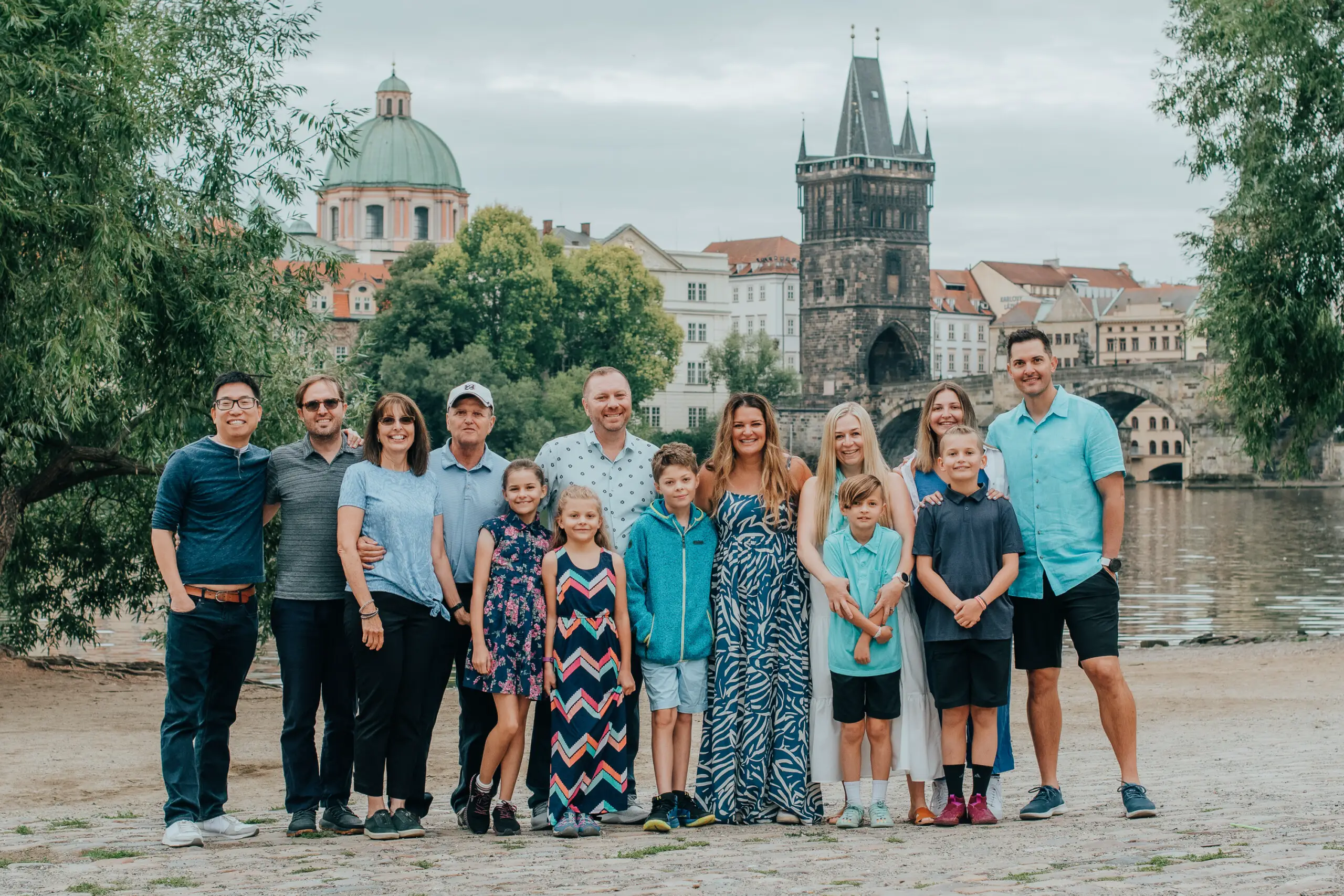 Family photoshoot by Victor, Localgrapher in Prague