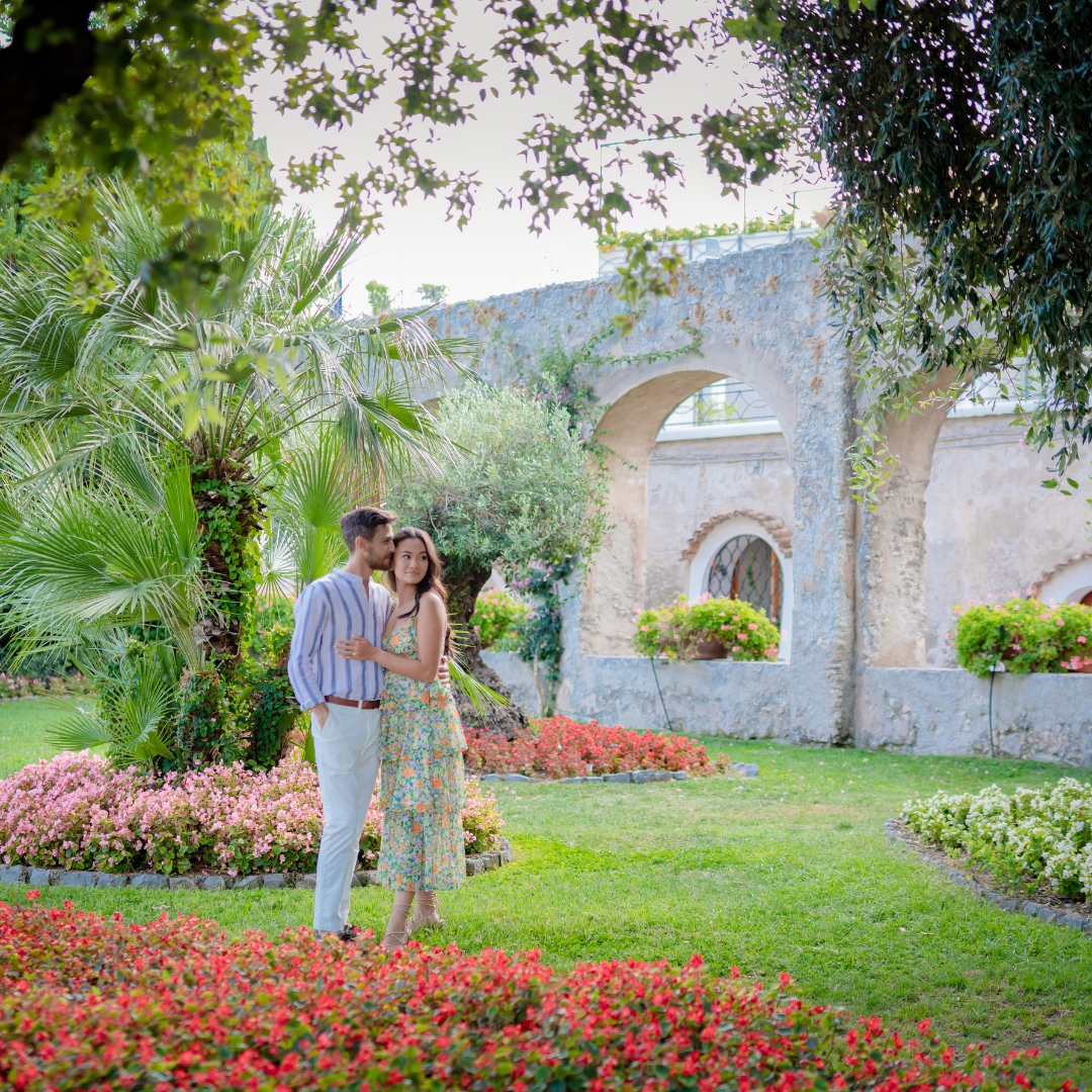 Engagement photoshoot by Giuseppe & Steven, Localgraphers on the Amalfi Coast