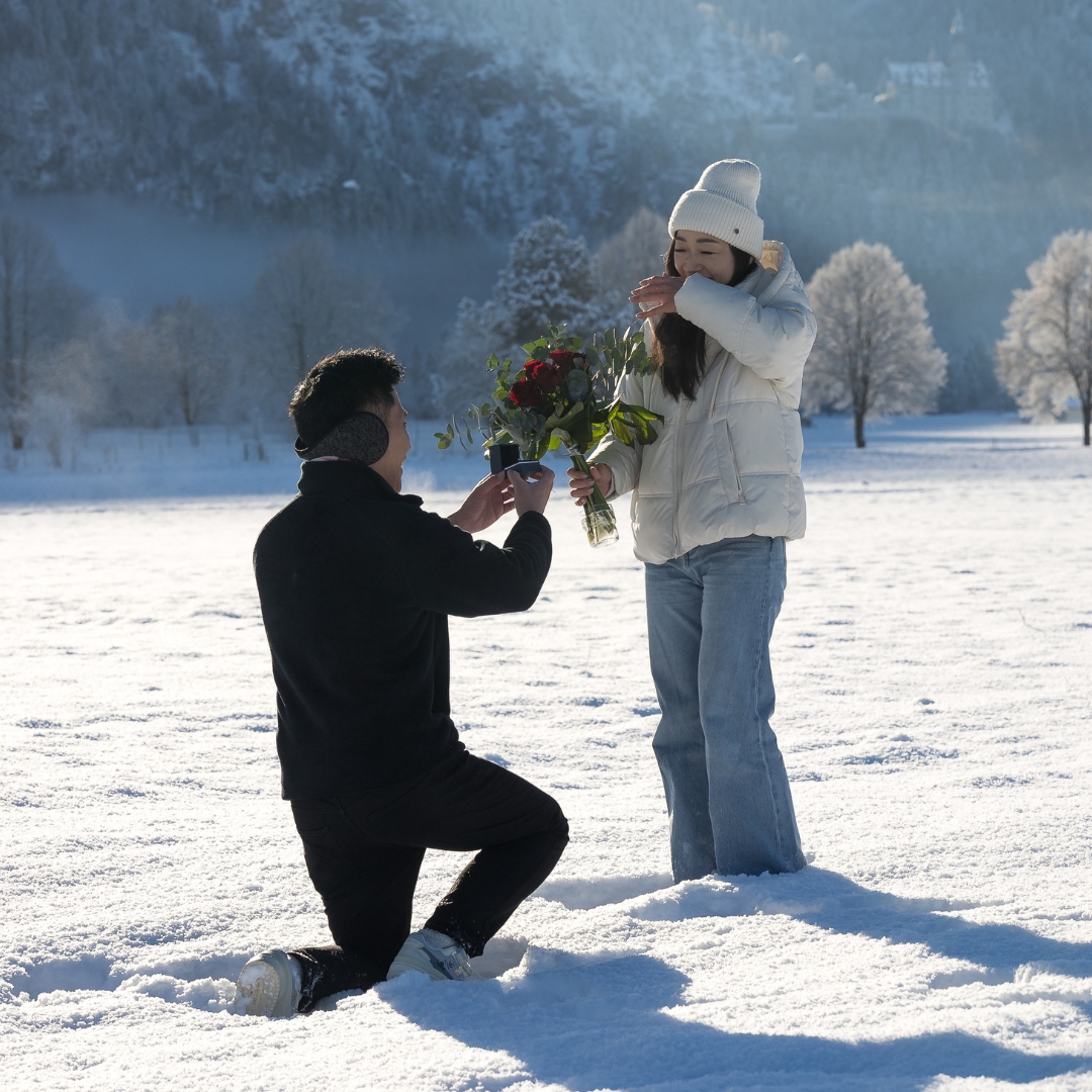 Proposal photoshoot by Tatiana, Localgrapher at Neuschwanstein Castle